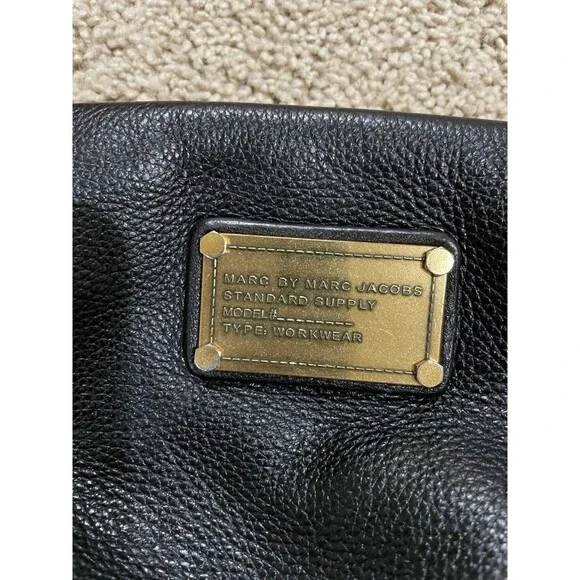 Marc by Marc Jacobs Classic Q Percy Black Pebble Leather Crossbody Mini Handbag - Picture 3 of 10